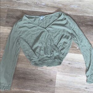 Women’s Arizona Cropped V Neck